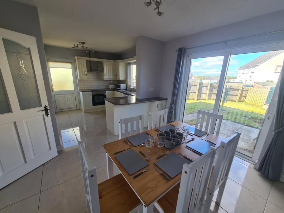 Bundoran Seaside Stays House - Wifi, Large Spacious Home Luaran gambar