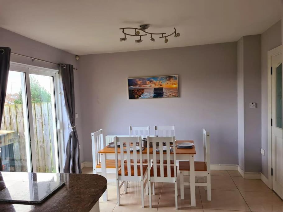 Bundoran Seaside Stays House - Wifi, Large Spacious Home Luaran gambar