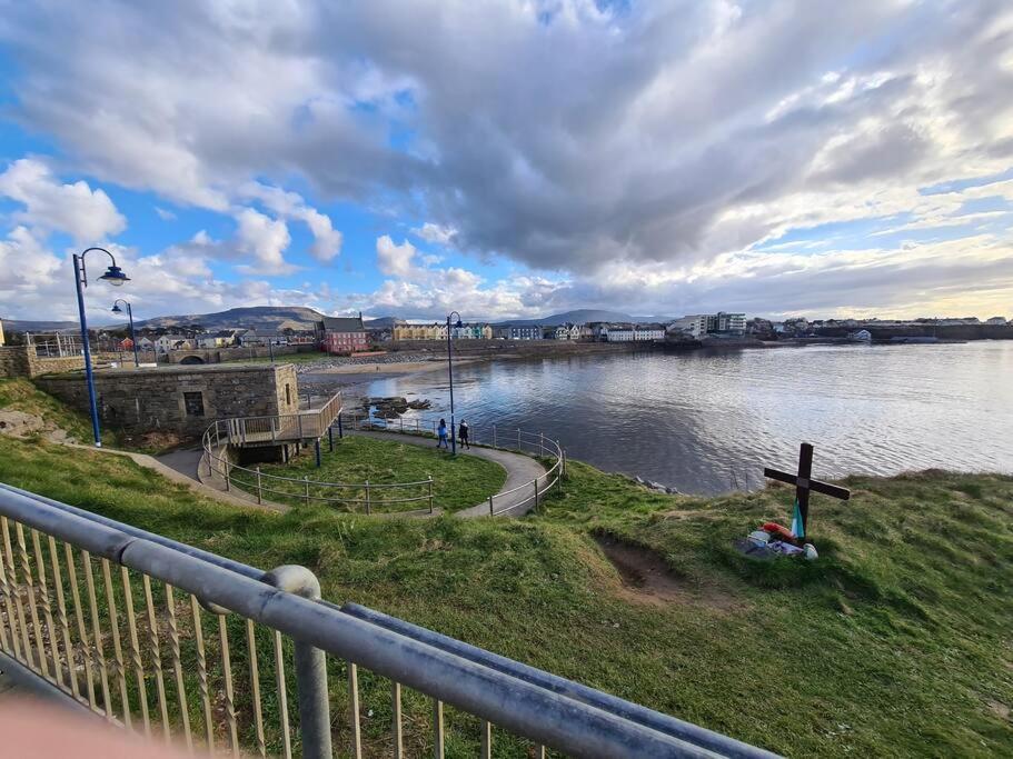 Bundoran Seaside Stays House - Wifi, Large Spacious Home Luaran gambar