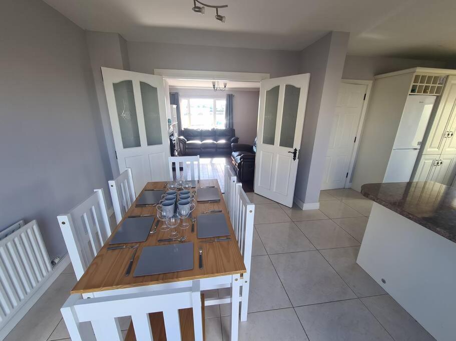 Bundoran Seaside Stays House - Wifi, Large Spacious Home Luaran gambar